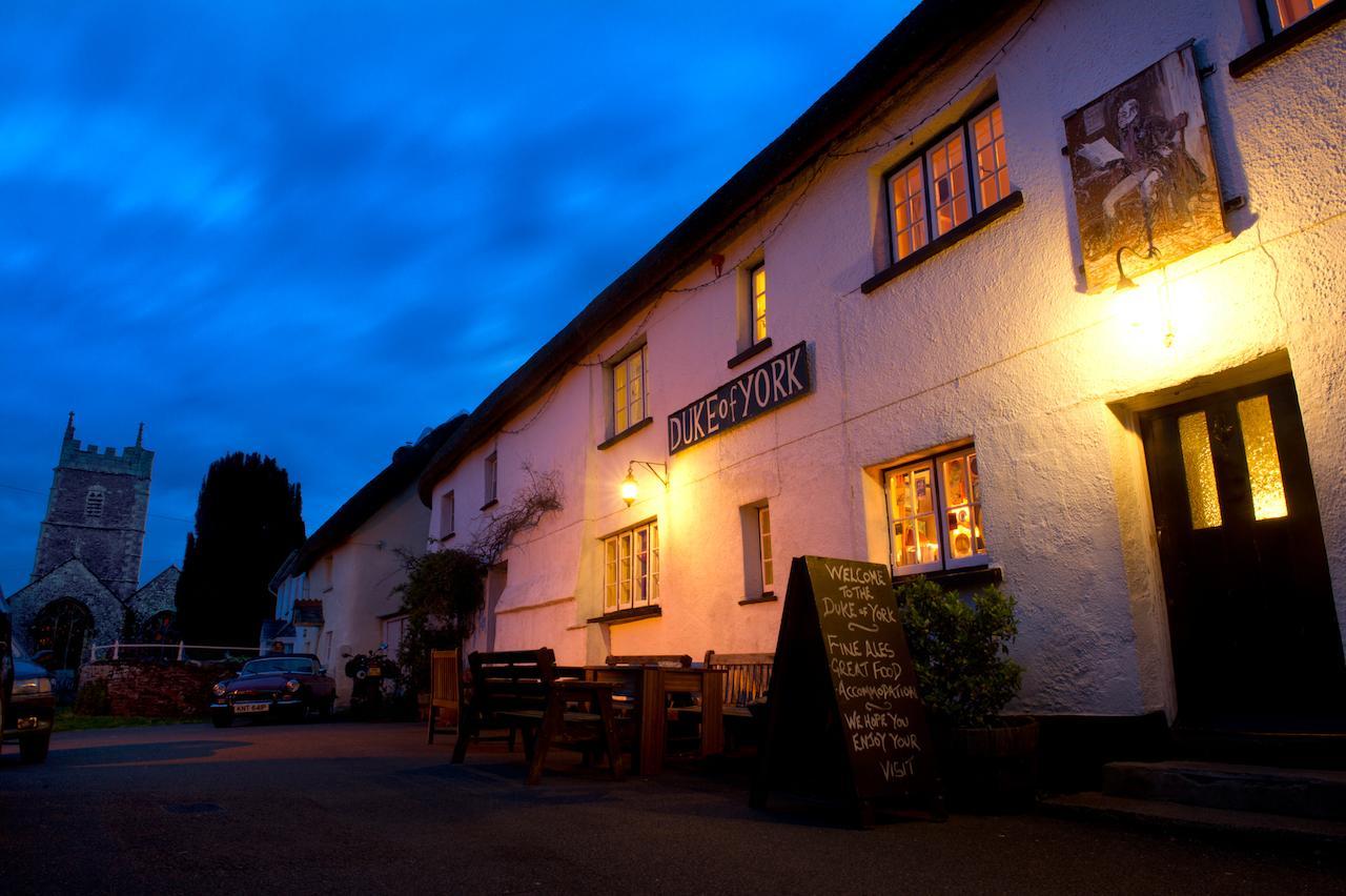 Duke Of York Otel Dolton Dış mekan fotoğraf