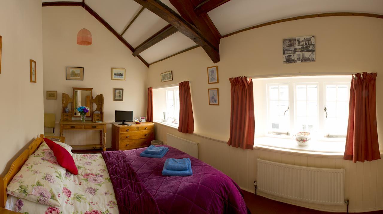 Duke Of York Otel Dolton Oda fotoğraf